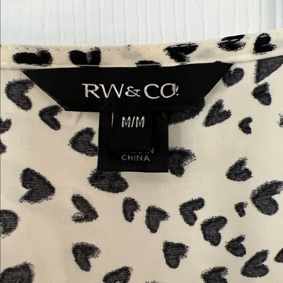 RW&CO. Black and Cream Heart Pattern Blouse - Picture 2 of 3